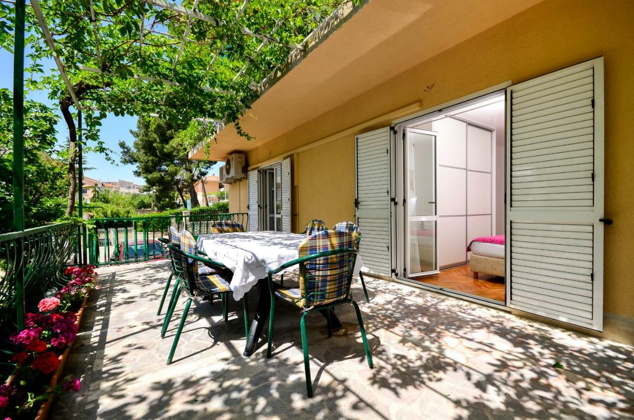 Apartments Vekic Makarska Exterior photo