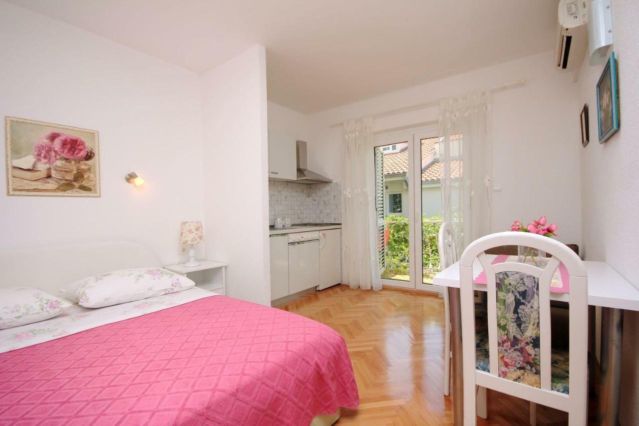 Apartments Vekic Makarska Exterior photo